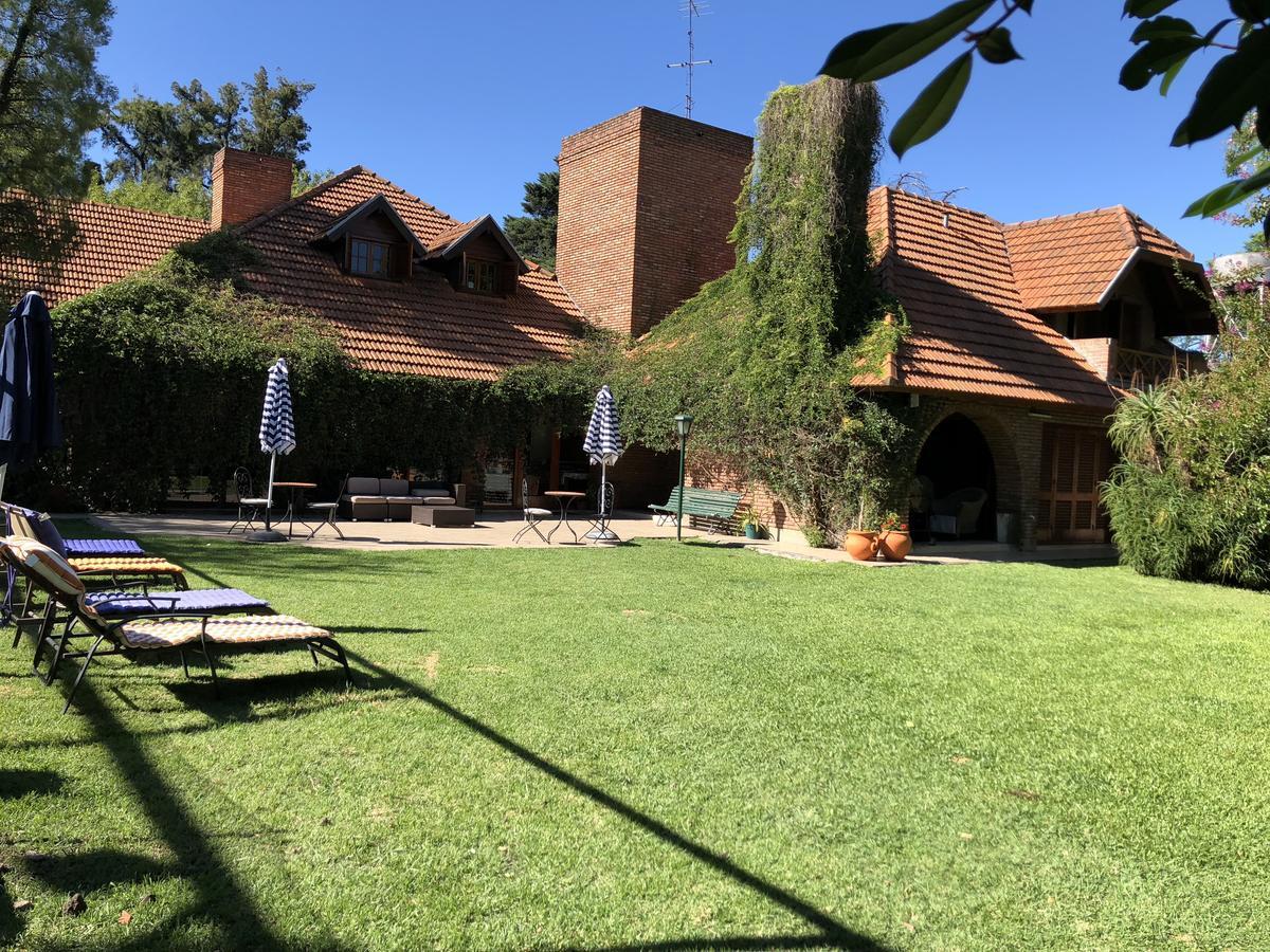 Hotel Aeropuerto Ezeiza Casa De Mr Monte Grande Zewnętrze zdjęcie