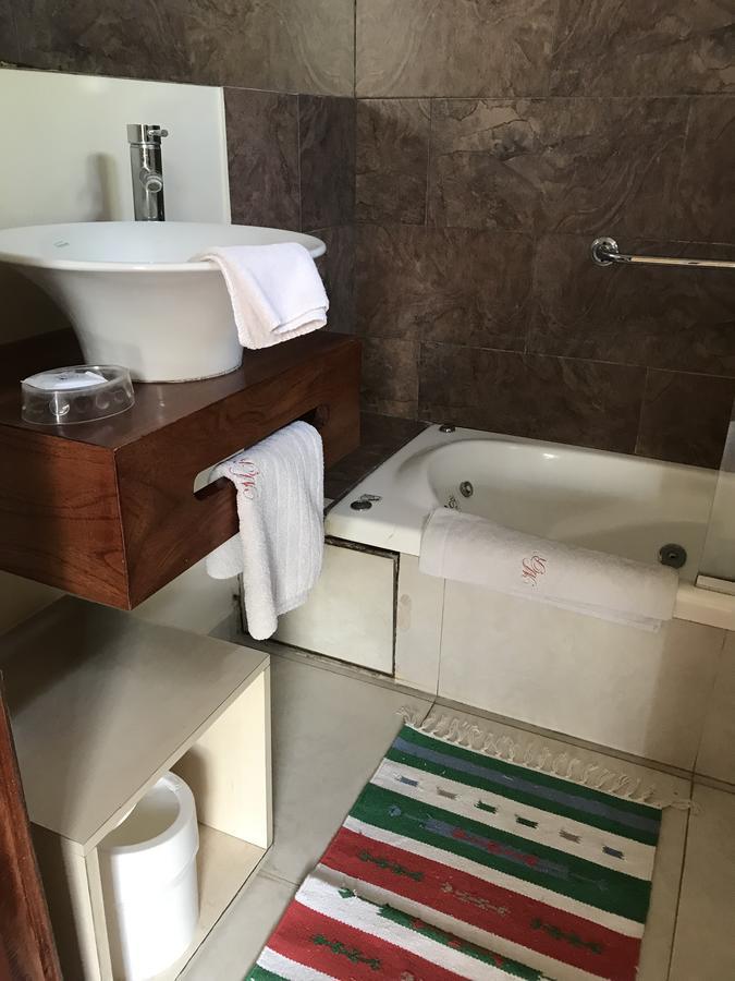 Hotel Aeropuerto Ezeiza Casa De Mr Monte Grande Zewnętrze zdjęcie